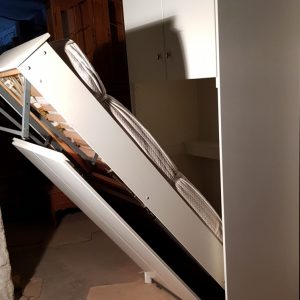 Падащо легло – шкаф