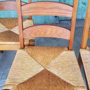 Трапезни столове  – комплект от четири броя,  дъб , плетена седалка от ратан