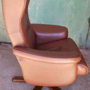 Релаксиращ стол от естествена кожа,  релакс-въртящ, внос от Нидерландия