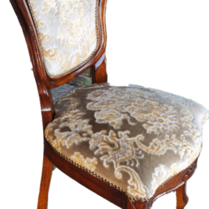 Трапезни столове барок в комплект от четири броя внос от Нидерландия.