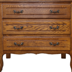 Шкаф в стил Луи 14-ти с три чекмеджета от дъб внос от Белгия.