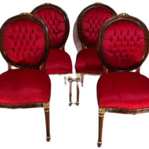Комплект от четири броя нови трапезни столове махагон дамаска внос от Египет.