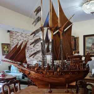 Макет на кораб с платна DEWA RUCI, ръчна изработка изцяло от тиково дърво, внос от Индонезия.
