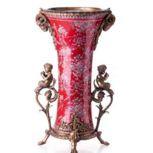 Нова ваза от порцелан с бронз  с мотиви  – ангели  внос от Германия.